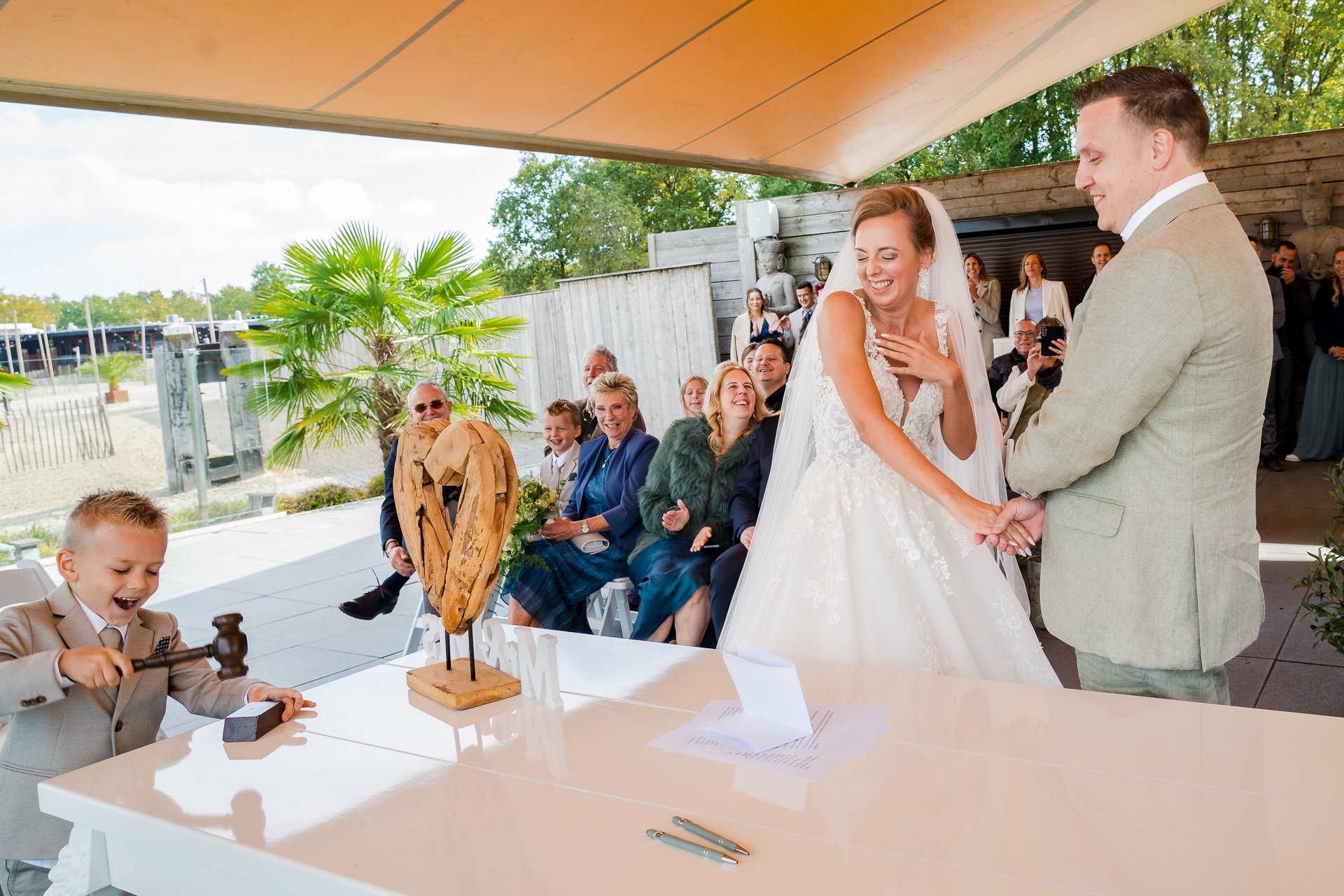 Trouwfoto Beachclub Sunrise