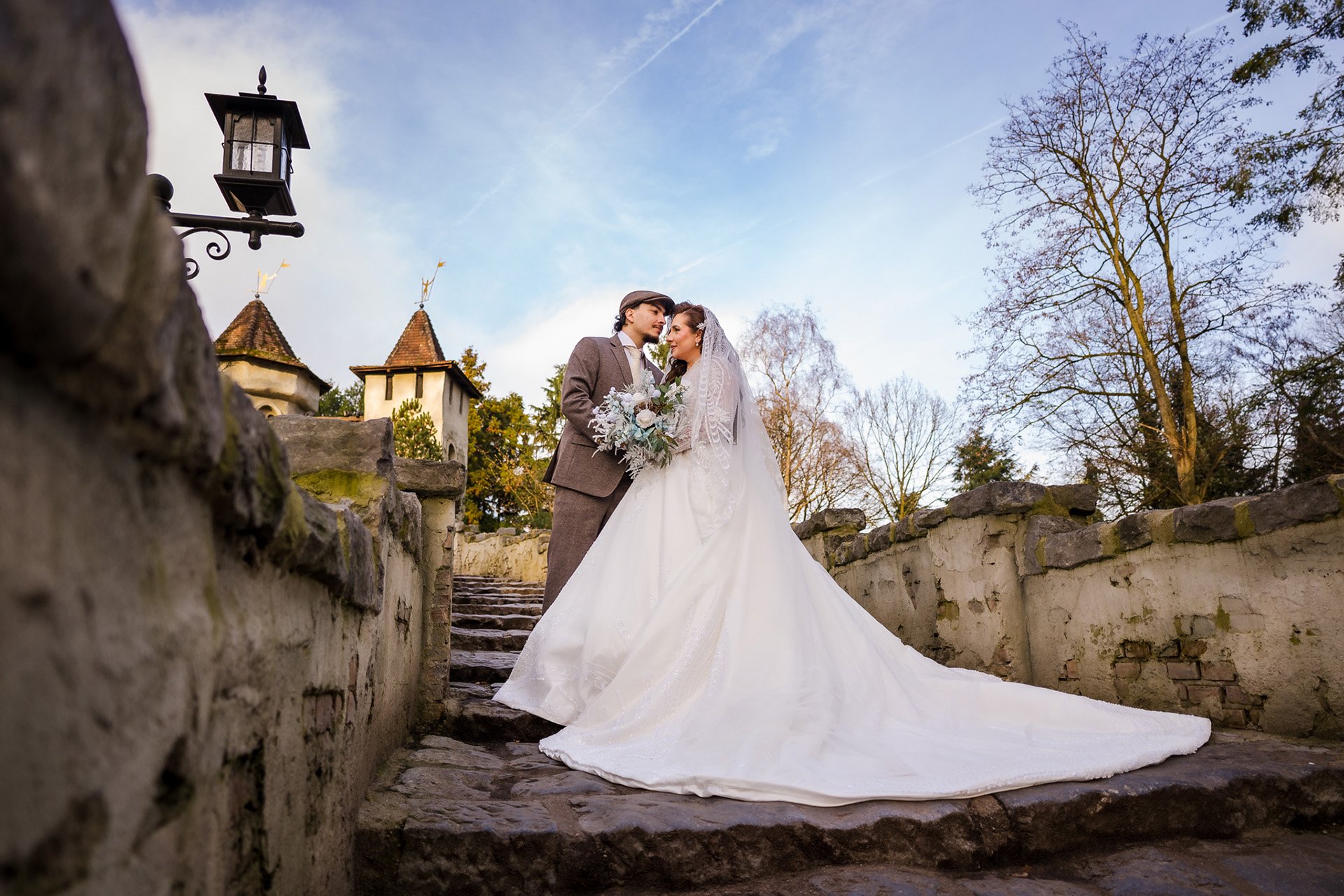 Trouwfoto Efteling kasteel Doornroosje Trouwfoto Efteling kasteel Doornroosje